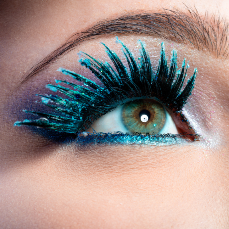 Image and testimonial of customer Nora | Makeup classes by Gia MUA based in Cardiff